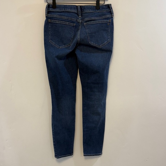 MADEWELL | Maternity Side-Panel Skinny Jeans in Wendover Wash: Adjustable - Picture 11 of 11